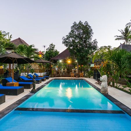 Lembongan D'Licks Villa Exterior photo