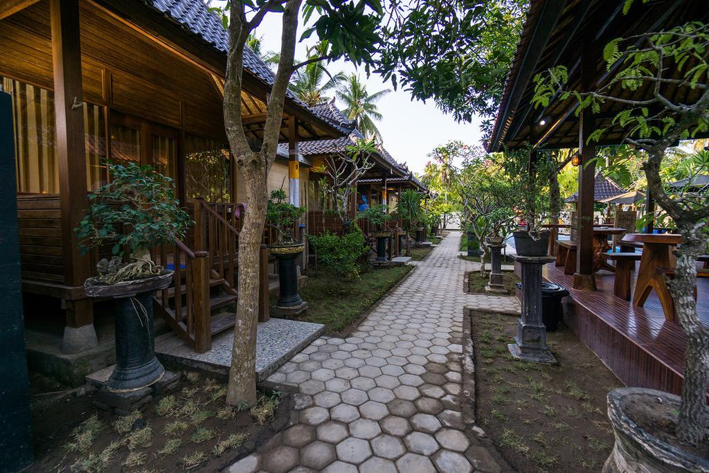 Lembongan D'Licks Villa Exterior photo